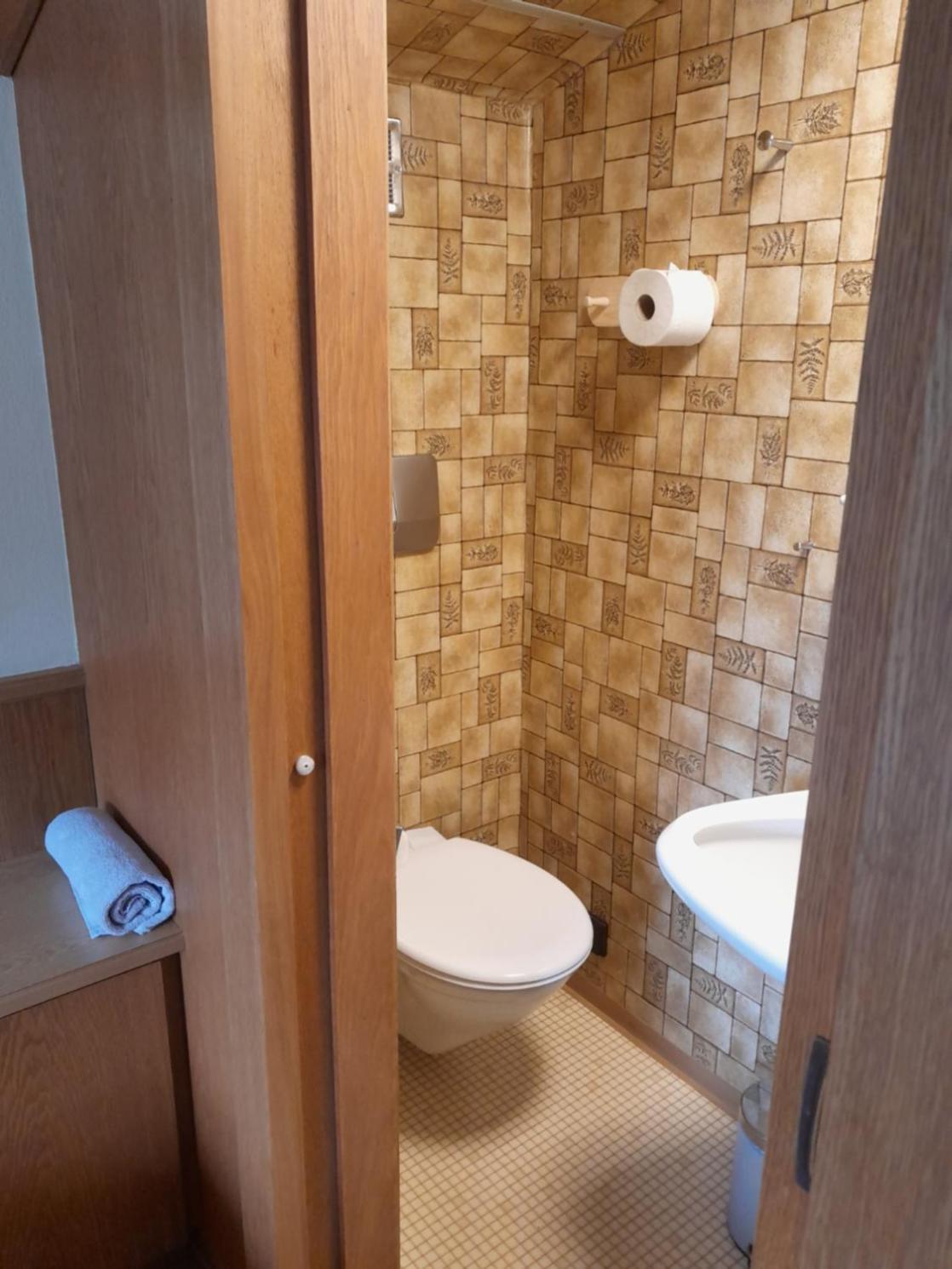 Pension Zu Hause Uttendorf Habitación foto