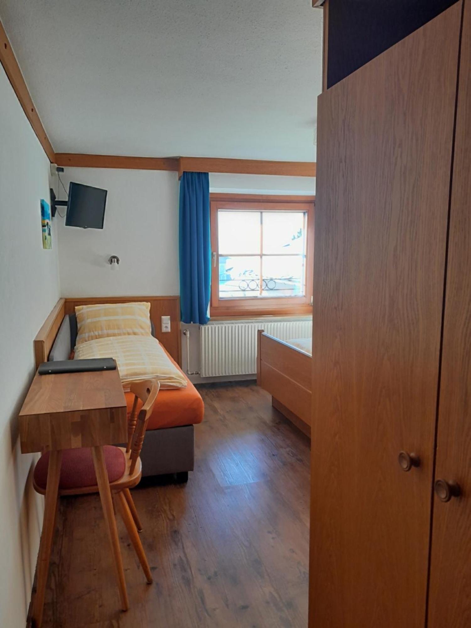 Pension Zu Hause Uttendorf Habitación foto